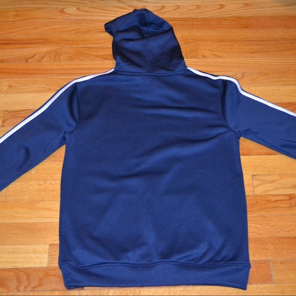 Youth boys Cleveland Cavaliers Adidas sweatshirt, size youth large - Picture 4 of 4